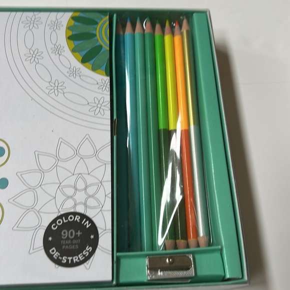 Vive Le Color: Harmony Adult Coloring Book & Pencils NEW - Picture 3 of 9